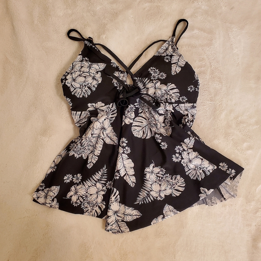 SWIM TOP